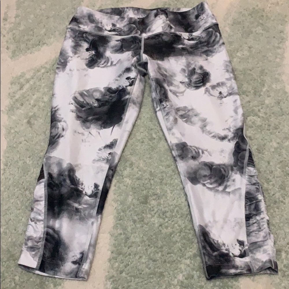 Capri Workout Leggings